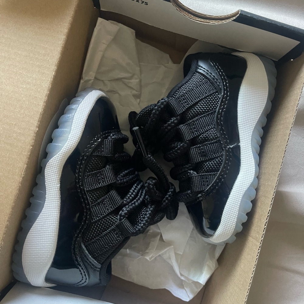 Toddler Jordan 11 ‘Space Jam’ Retro Low 4C